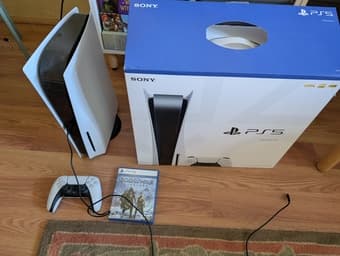 Ps5 disc edition with Ragnarok like new condition 1