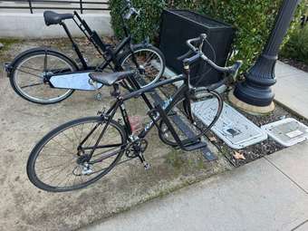 Road bike Raleigh Revenio 2.0 + lock, helmet, lights 2