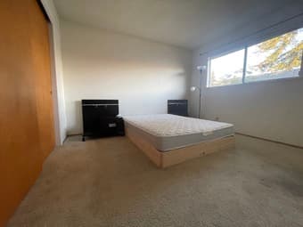 Furnished 2nd Floor Room Near Stanford & Caltrain $1,600-1,800 1