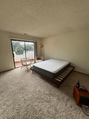 Furnished Room Available Now - Mid June 5 minutes from Campus 2