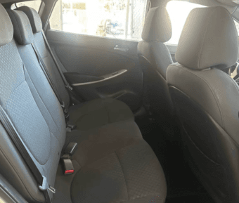 2013 hyundai accent SE hatchback 3