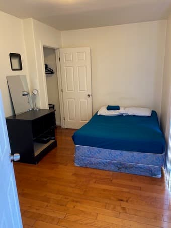 Furnished room for rent next to Meta HQ campus in Menlo Park 2
