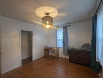 room available in early June in warm, cooperative Palo Alto home! 3
