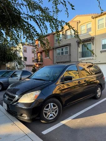 2005 Honda Odyssey EXL with Leather 1