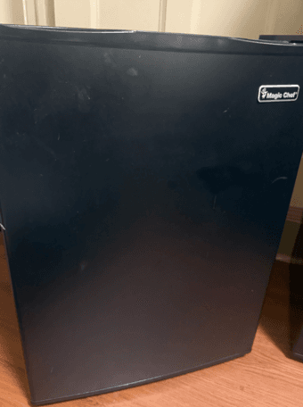 selling fridge 1