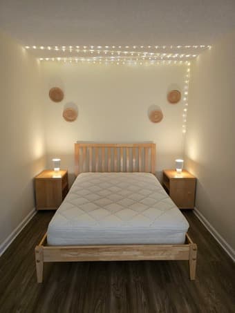 Solid Wood Queen Size Bed Frame, Mattress & Nightstands 1