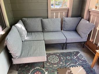 Patio Furniture Set - Like New 1