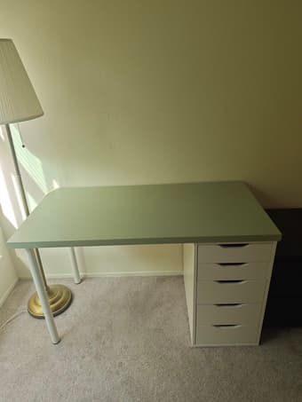 Desk Free at Oak Creek Apartments 94304. Self-Pickup 1