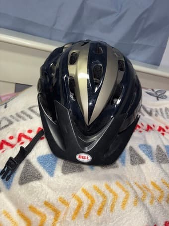 Bike helmet, brand: Bell, Kali, bontrager. Very good condition 2