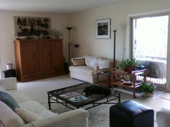 Quiet Sunny End Unit Furnished 1B/1B 2