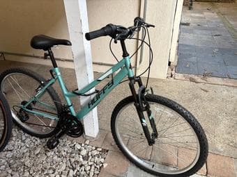 26" Mountain Bike for sale + D-lock, Only a few months old 1