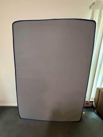 $189.99 full sized mattress for $90 2
