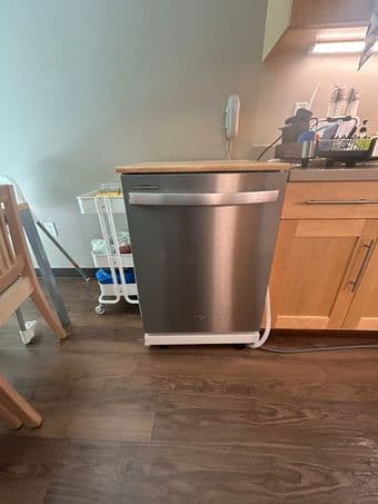 All Major Appliances -- Washer | Dryer | Dishwasher -- like new! 2