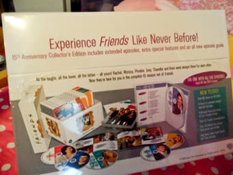 [NEW] FRIENDS : Complete 10 Seasons + unseen and extended episodes!! 3