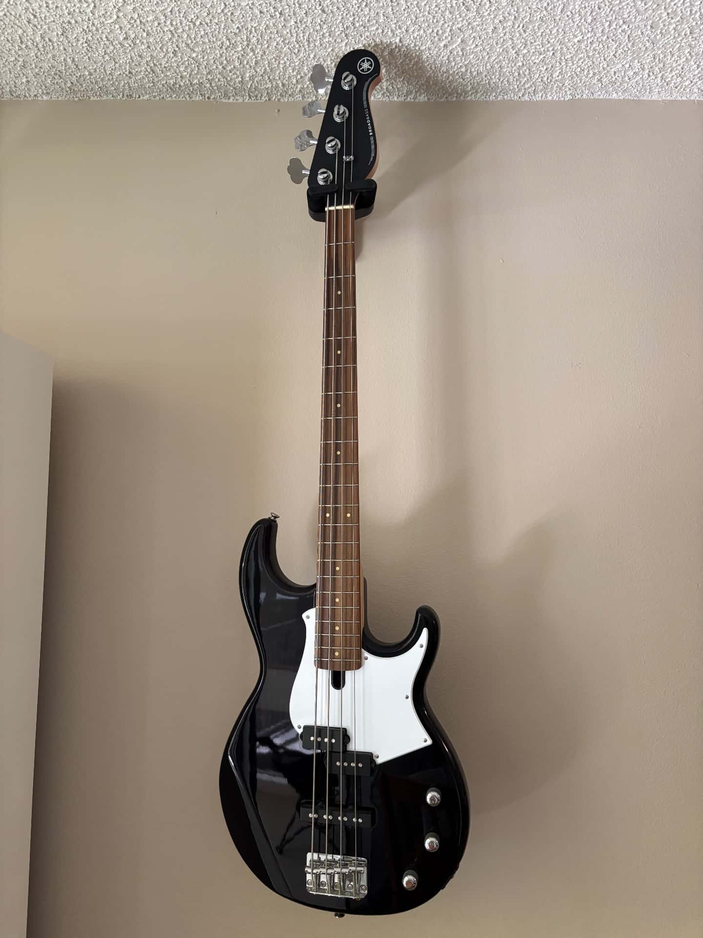 Yamaha BroadBass 1