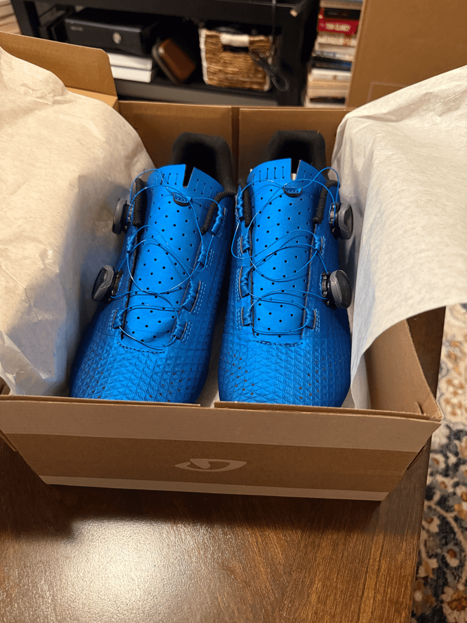 Brand new GIRO Regime Cycling Shoes (Size EU 46/47) 1
