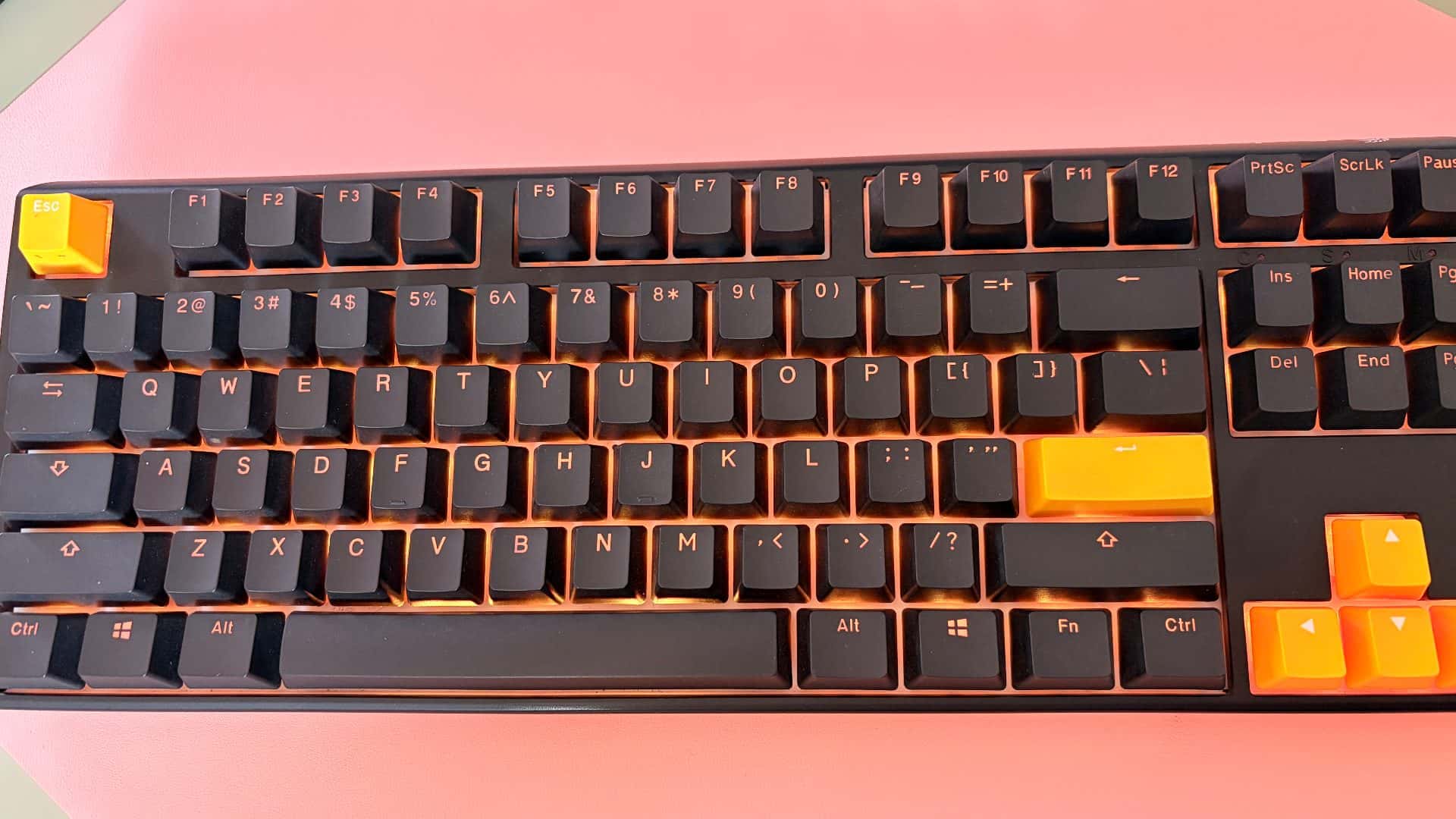 Ducky One 3 TKL black RGB - Cherry MX Red 1