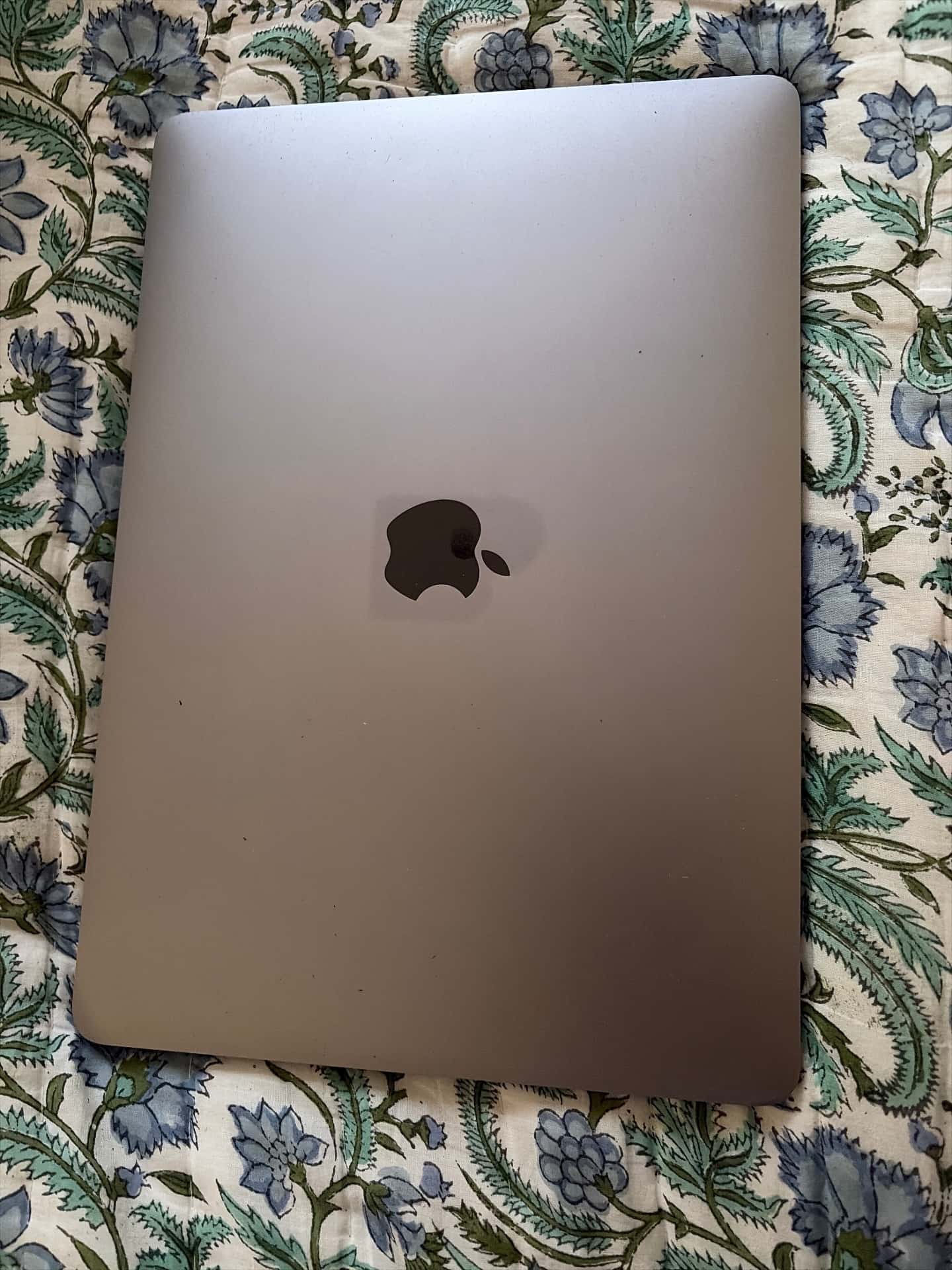 Apple MacBook Air 1
