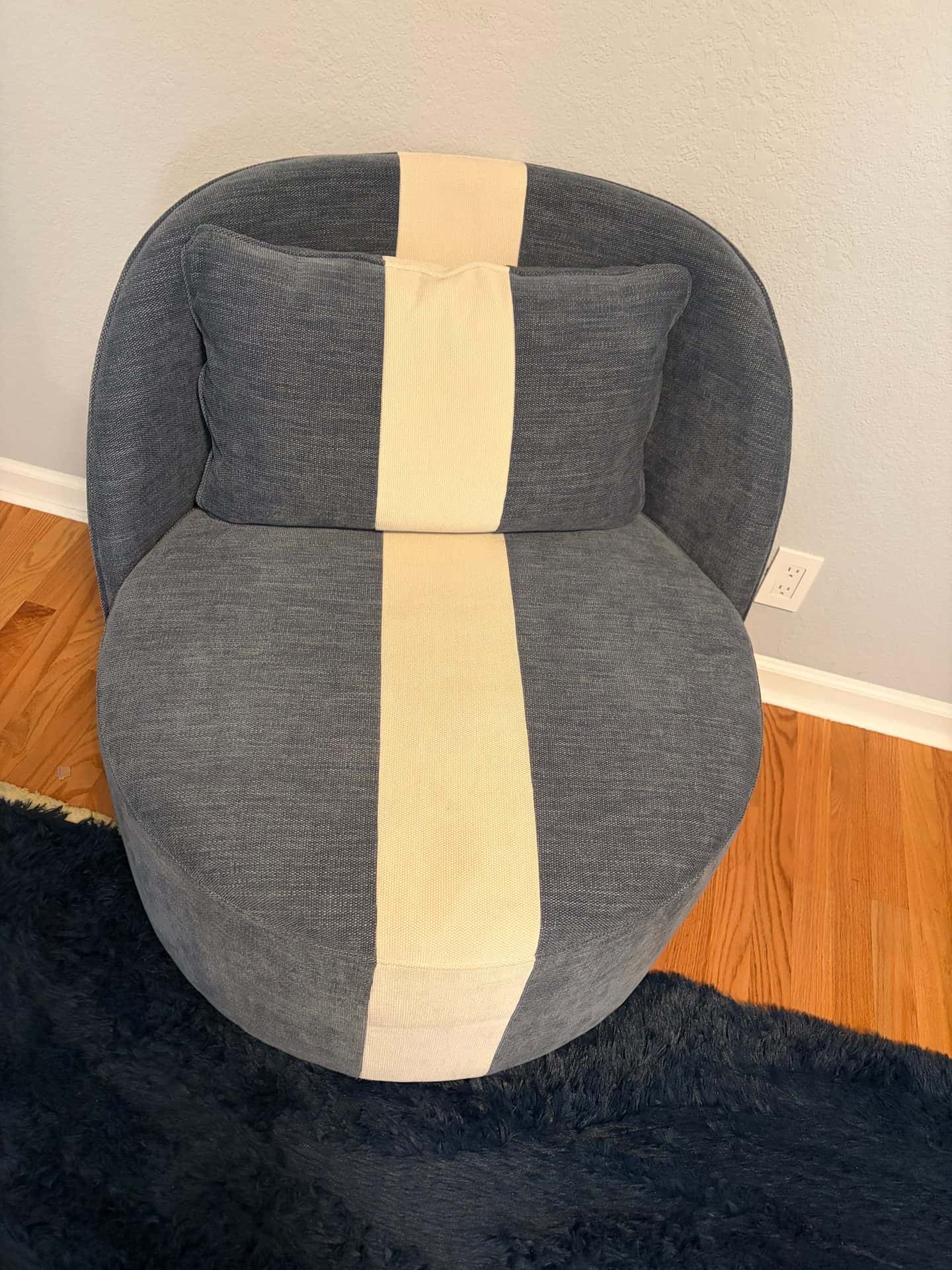 Sofa Chair 1