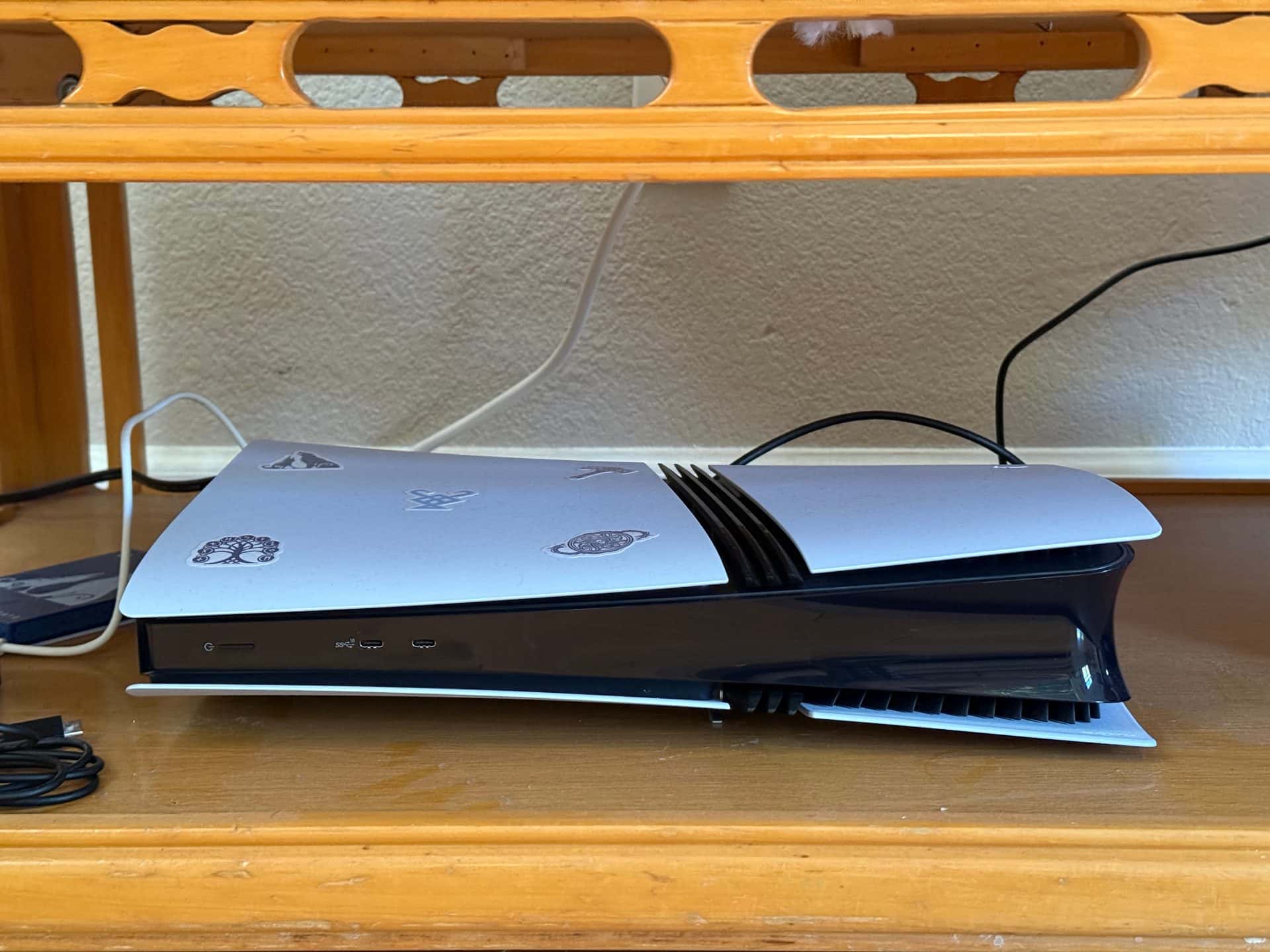 Playstation 5 Pro Console - 2 TB + 2 DualSense controllers + Charging Station 1