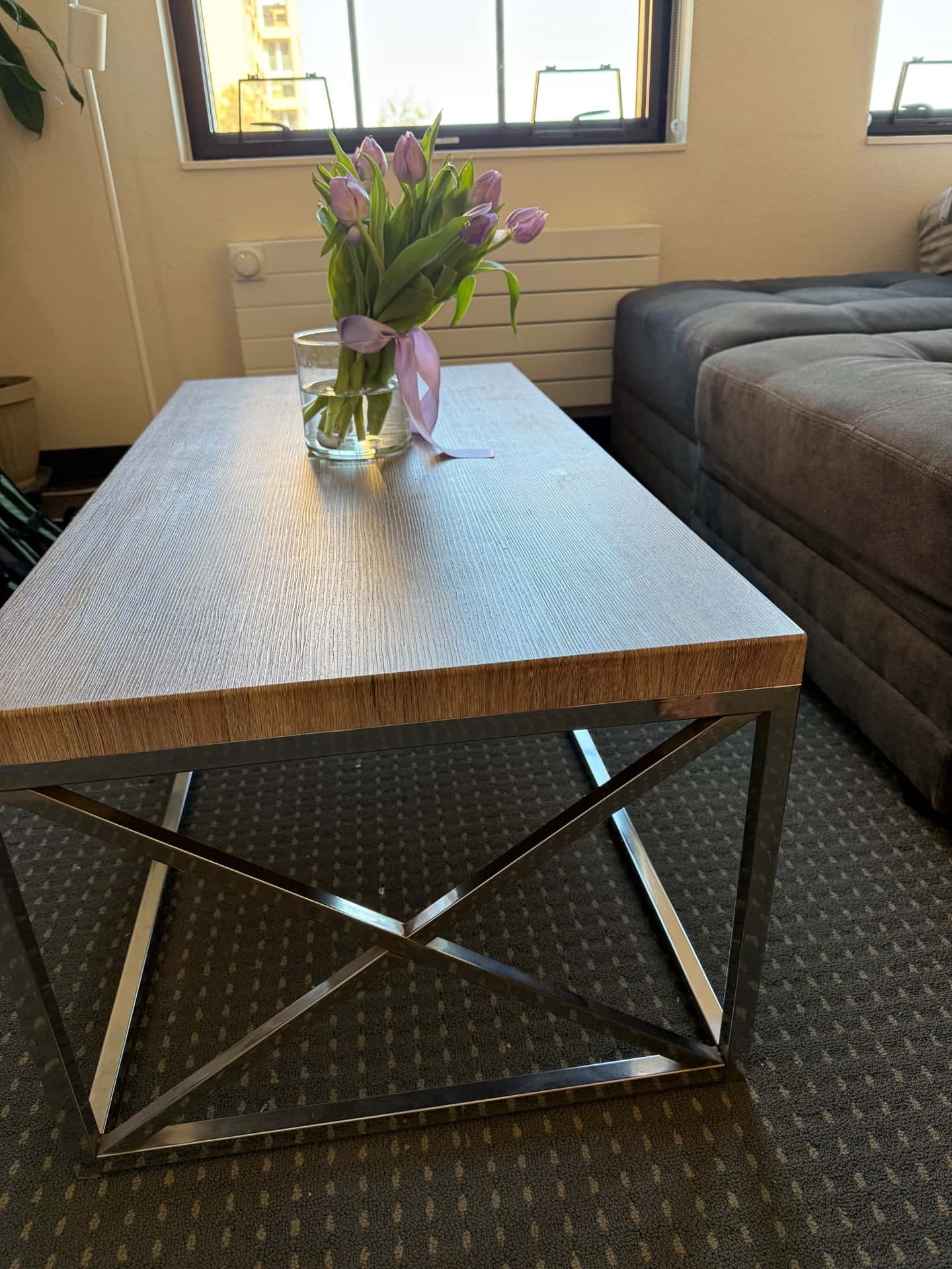 Coffee table / TV stand 1