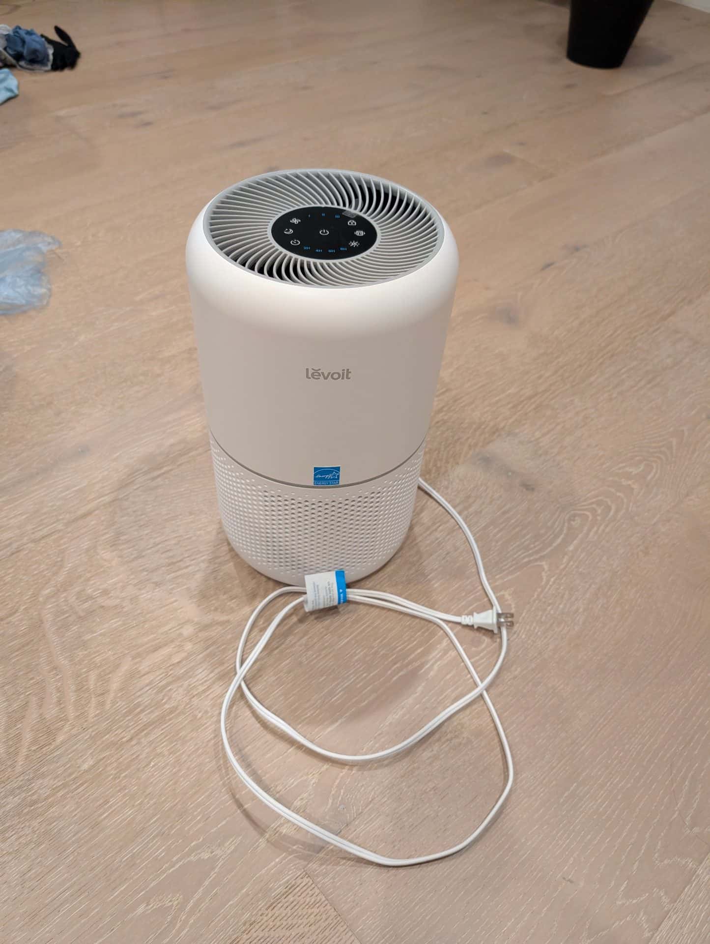 LEVOIT Air Purifier Core300-P 1