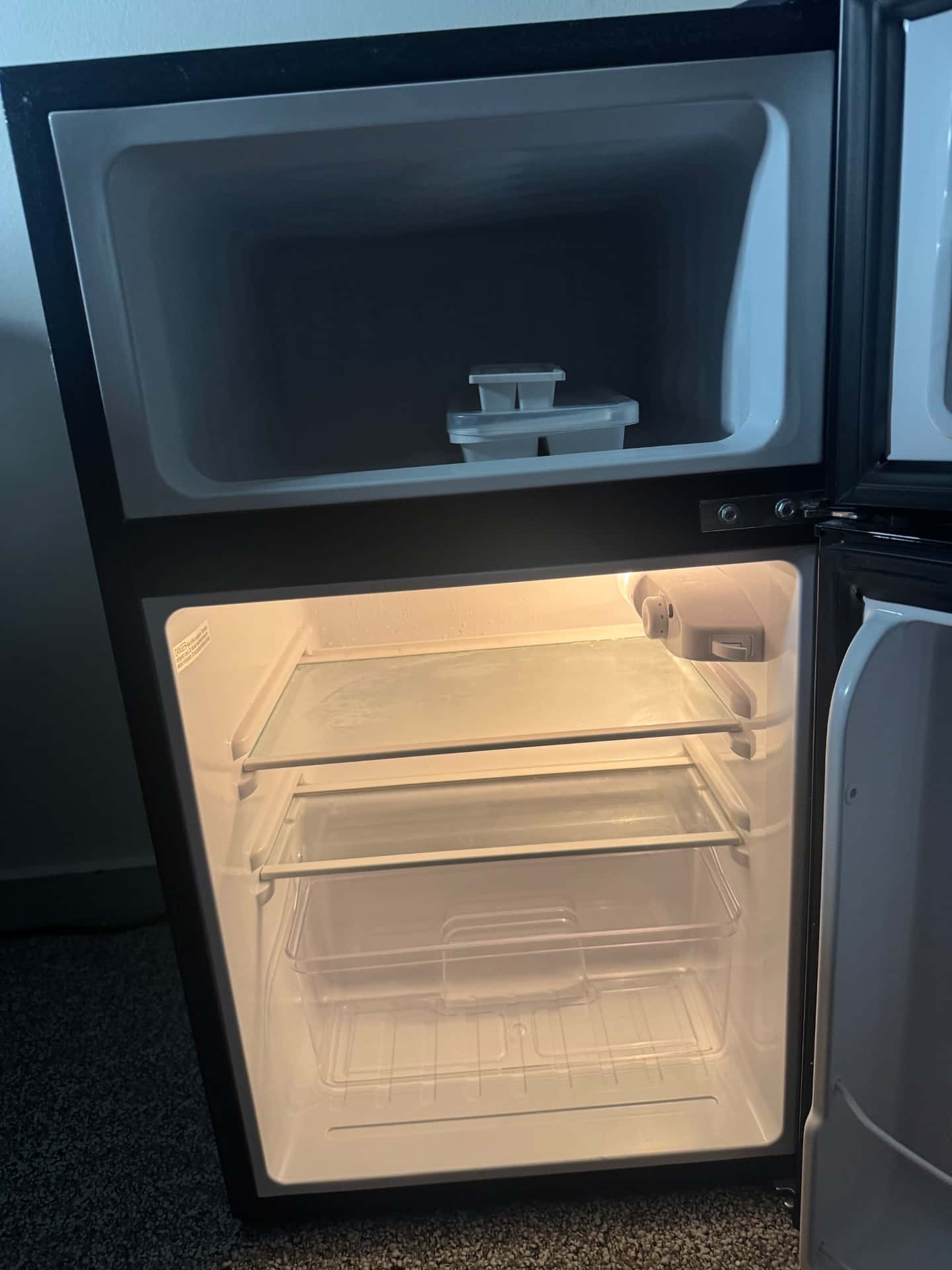 Mini Fridge + Air Fryer Bundle – Perfect for Dorm or Apartment 1